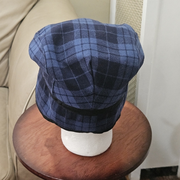 PENDLETON - Picture 4 of 4